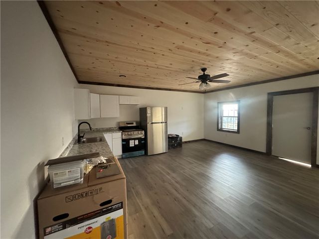 3103 NC 8401, Jasper, AR 72641