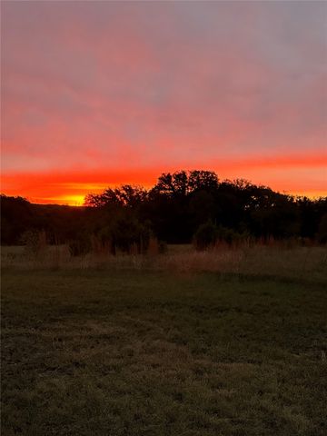 213 PR 1743B, Clifton, TX 76634