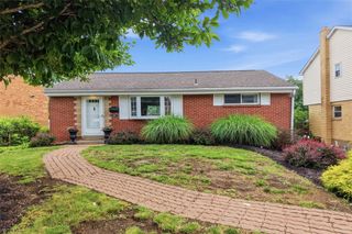 2456 Silver Oak Dr, Banksville/westwood, PA 15220