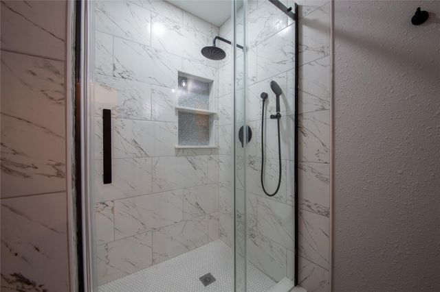 1011 Twinbrooke Drive, Houston, TX 77088