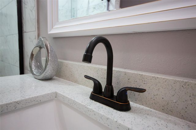 1011 Twinbrooke Drive, Houston, TX 77088