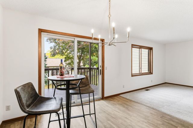 1923 Fox Ridge Drive B, West Saint Paul, MN 55118