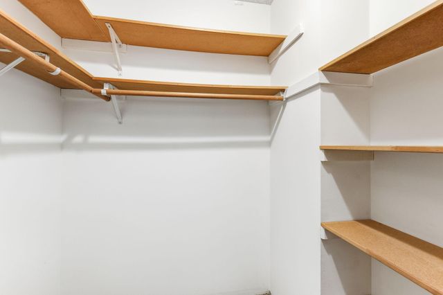 1923 Fox Ridge Drive B, West Saint Paul, MN 55118