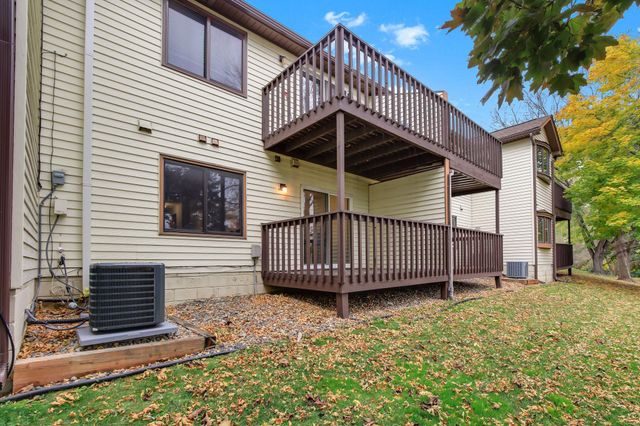 1923 Fox Ridge Drive B, West Saint Paul, MN 55118