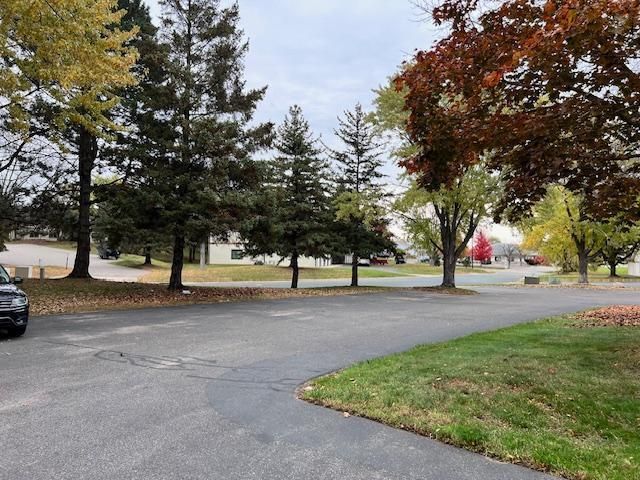 1923 Fox Ridge Drive B, West Saint Paul, MN 55118