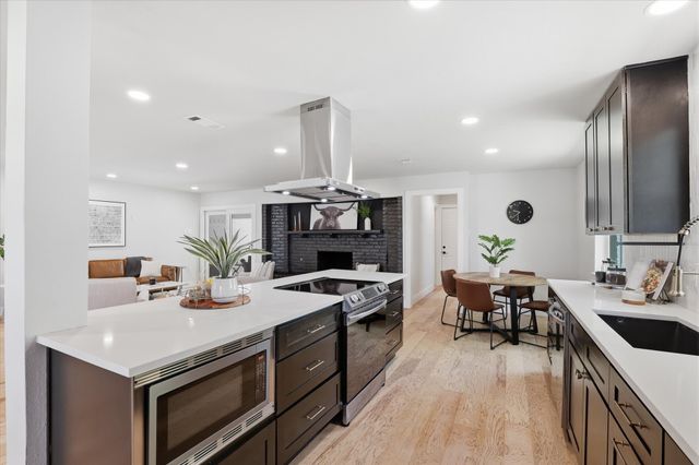 1325 Melrose Drive, Richardson, TX 75080