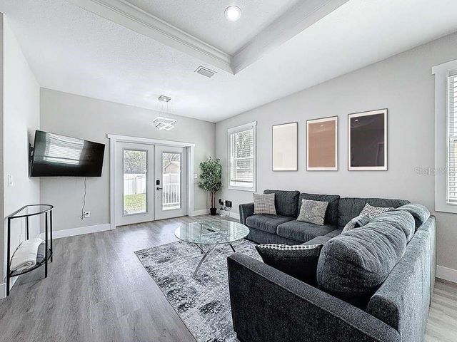 1409 W WOOD STREET, Tampa, FL 33604