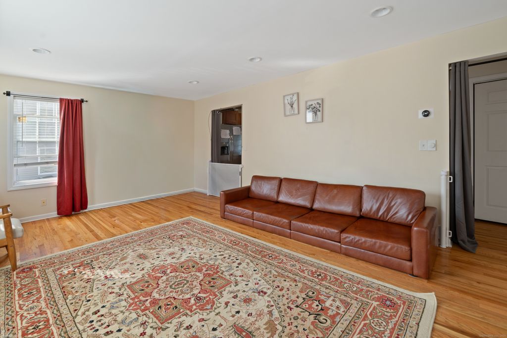 270 Roosevelt Avenue, Stratford, CT 06615