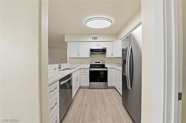 9325 West Desert Inn Road 151, Las Vegas, NV 89117