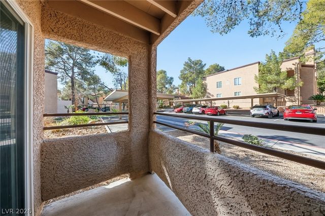 9325 West Desert Inn Road 151, Las Vegas, NV 89117