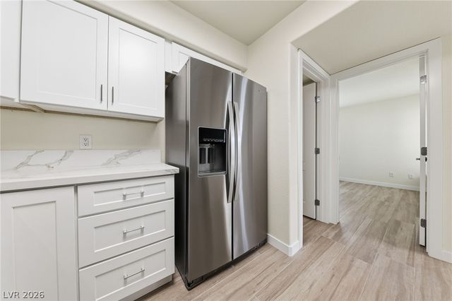 9325 West Desert Inn Road 151, Las Vegas, NV 89117