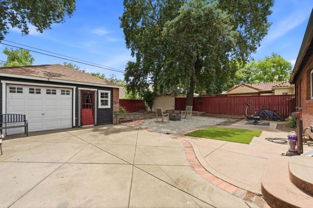 136 W Stadium Drive, Stockton, CA 95204