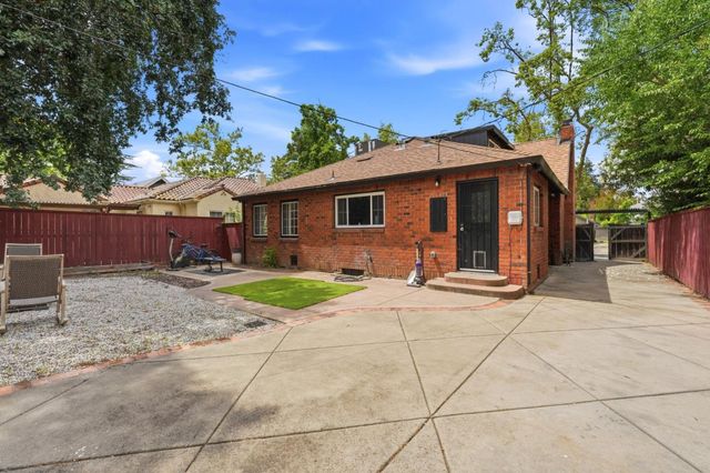 136 W Stadium Drive, Stockton, CA 95204