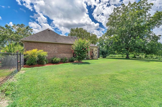 1395 Ragsdale Rd, Manchester, TN 37355