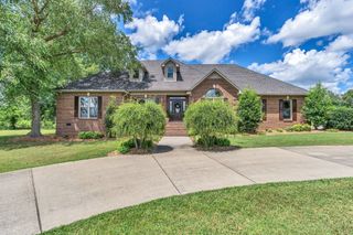 1395 Ragsdale Rd, Manchester, TN 37355