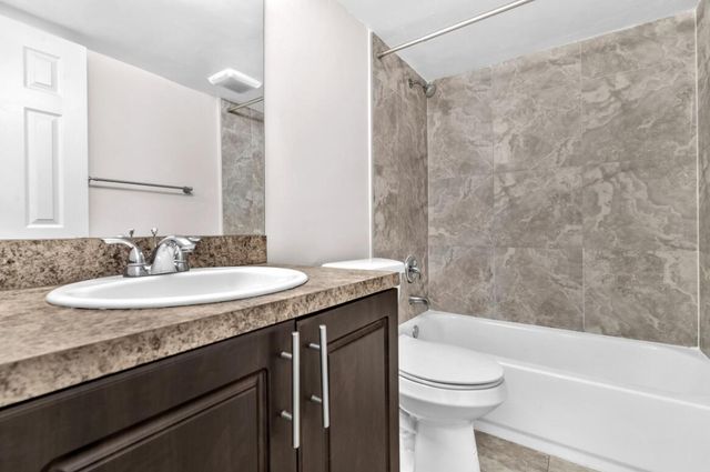 559 NE 44th Street 2, Boca Raton, FL 33431