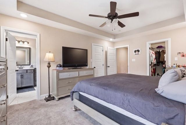 1173 Old Charlotte Trce, Clarksville, TN 37040