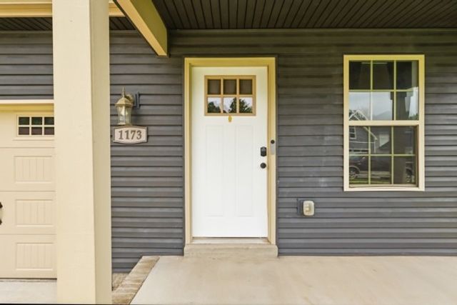 1173 Old Charlotte Trce, Clarksville, TN 37040