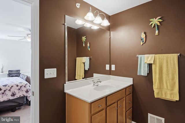 14764 MALLOY CT, Woodbridge, VA 22191