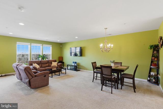 14764 MALLOY CT, Woodbridge, VA 22191