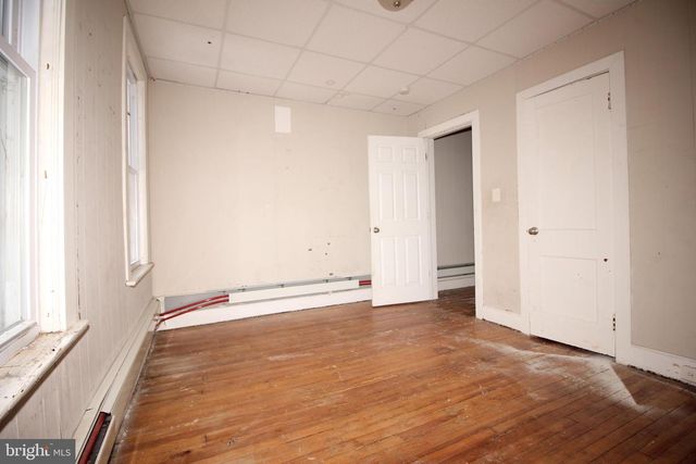 1408 STUYVESANT AVE, Trenton, NJ 08618