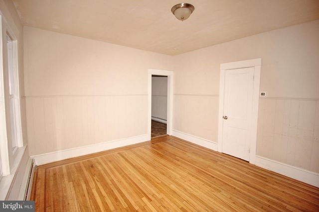 1408 STUYVESANT AVE, Trenton, NJ 08618