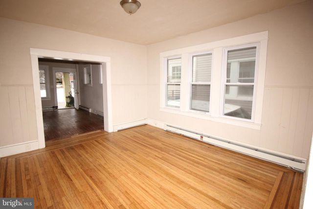 1408 STUYVESANT AVE, Trenton, NJ 08618