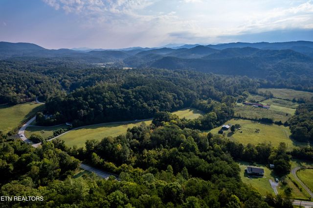 5837 Hwy 360, Tellico Plains, TN 37385