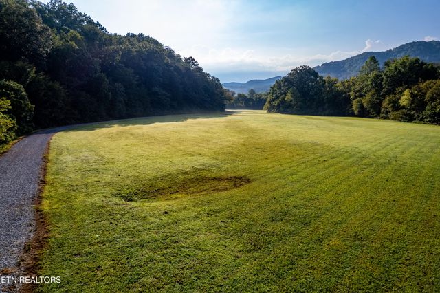 5837 Hwy 360, Tellico Plains, TN 37385