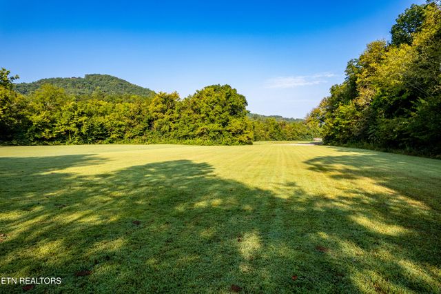 5837 Hwy 360, Tellico Plains, TN 37385