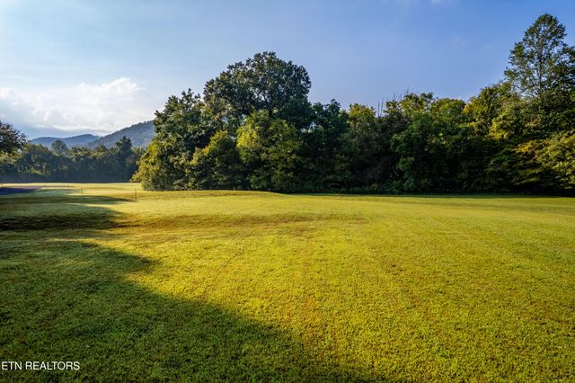 5837 Hwy 360, Tellico Plains, TN 37385