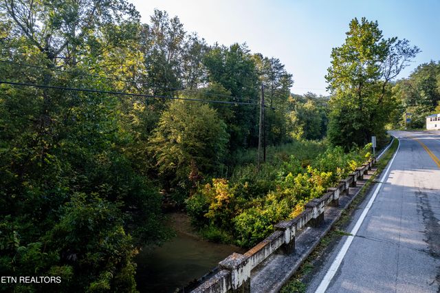 5837 Hwy 360, Tellico Plains, TN 37385