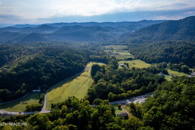 5837 Hwy 360, Tellico Plains, TN 37385