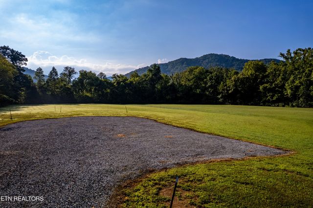 5837 Hwy 360, Tellico Plains, TN 37385