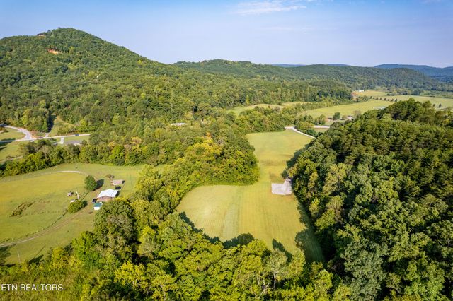 5837 Hwy 360, Tellico Plains, TN 37385