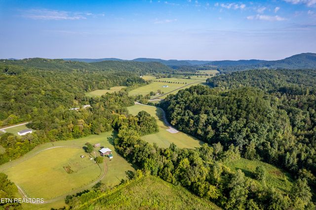 5837 Hwy 360, Tellico Plains, TN 37385