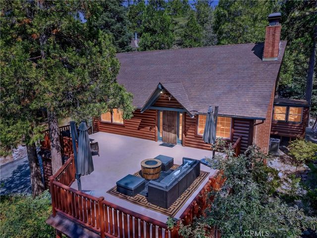 615 Grass Valley Rd, Lake Arrowhead, CA 92352