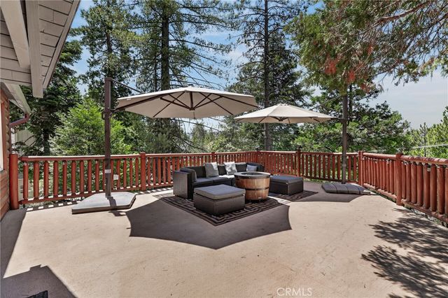 615 Grass Valley Rd, Lake Arrowhead, CA 92352