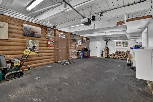 615 Grass Valley Rd, Lake Arrowhead, CA 92352