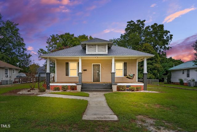 108 W C Street, Erwin, NC 28339