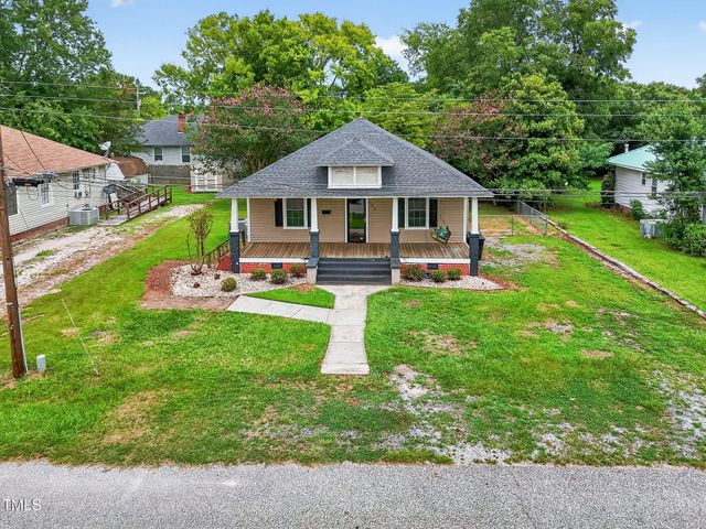 108 W C Street, Erwin, NC 28339