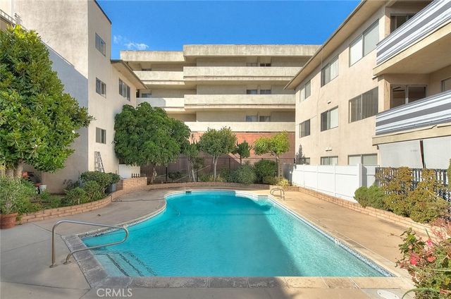 608 N Taylor Avenue 211, Montebello, CA 90640