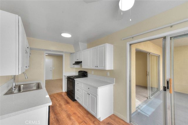608 N Taylor Avenue 211, Montebello, CA 90640