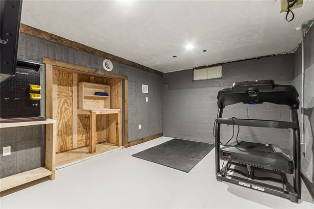 64 Harwin Drive, Henrietta, NY 14623