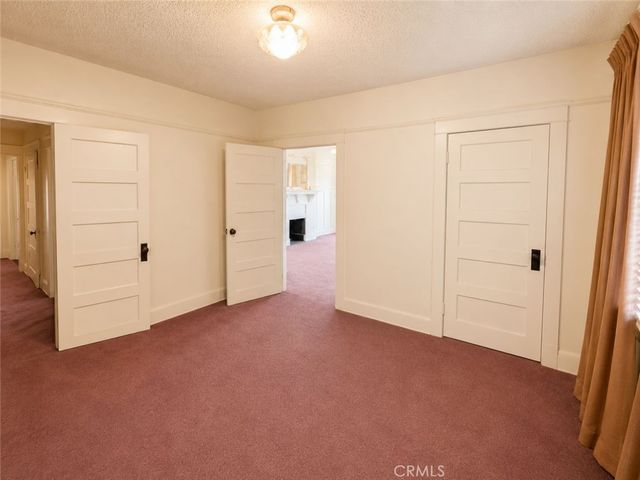 537 W 49th Place, Los Angeles, CA 90037