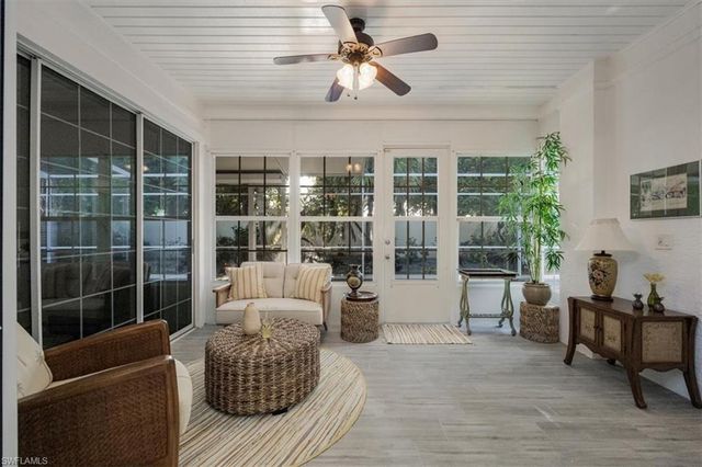 3722 Rachel LN, Naples, FL 34103