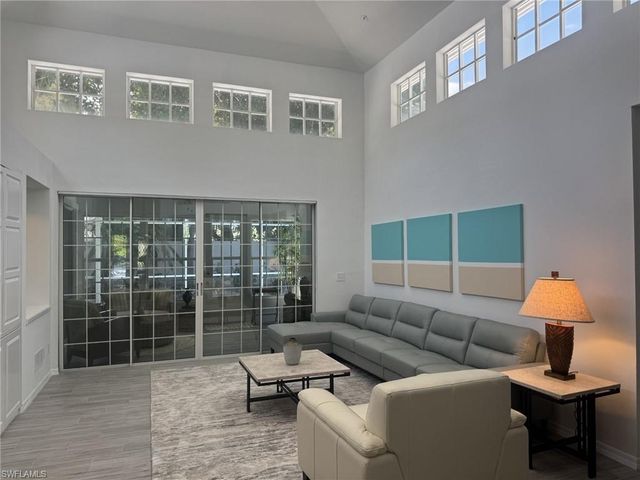 3722 Rachel LN, Naples, FL 34103