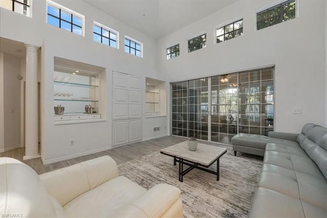 3722 Rachel LN, Naples, FL 34103