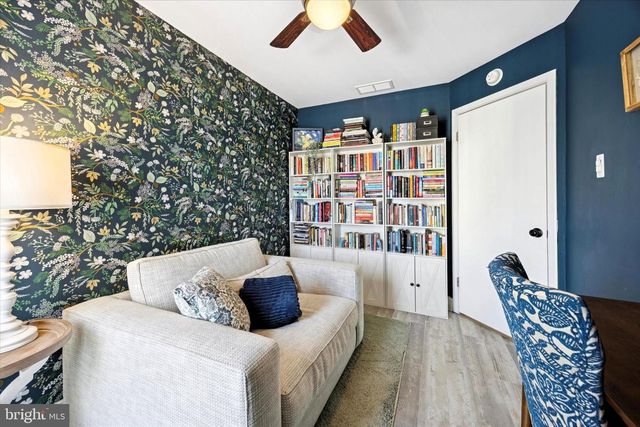 53 PAMELA CT, Levittown, PA 19057