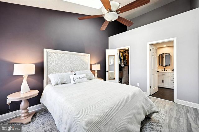 53 PAMELA CT, Levittown, PA 19057